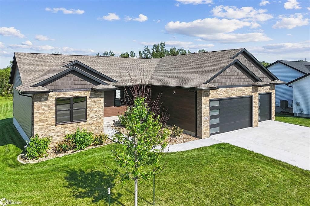 1005 Alexis Ct Marion, IA 52302 - Thumbnail 4