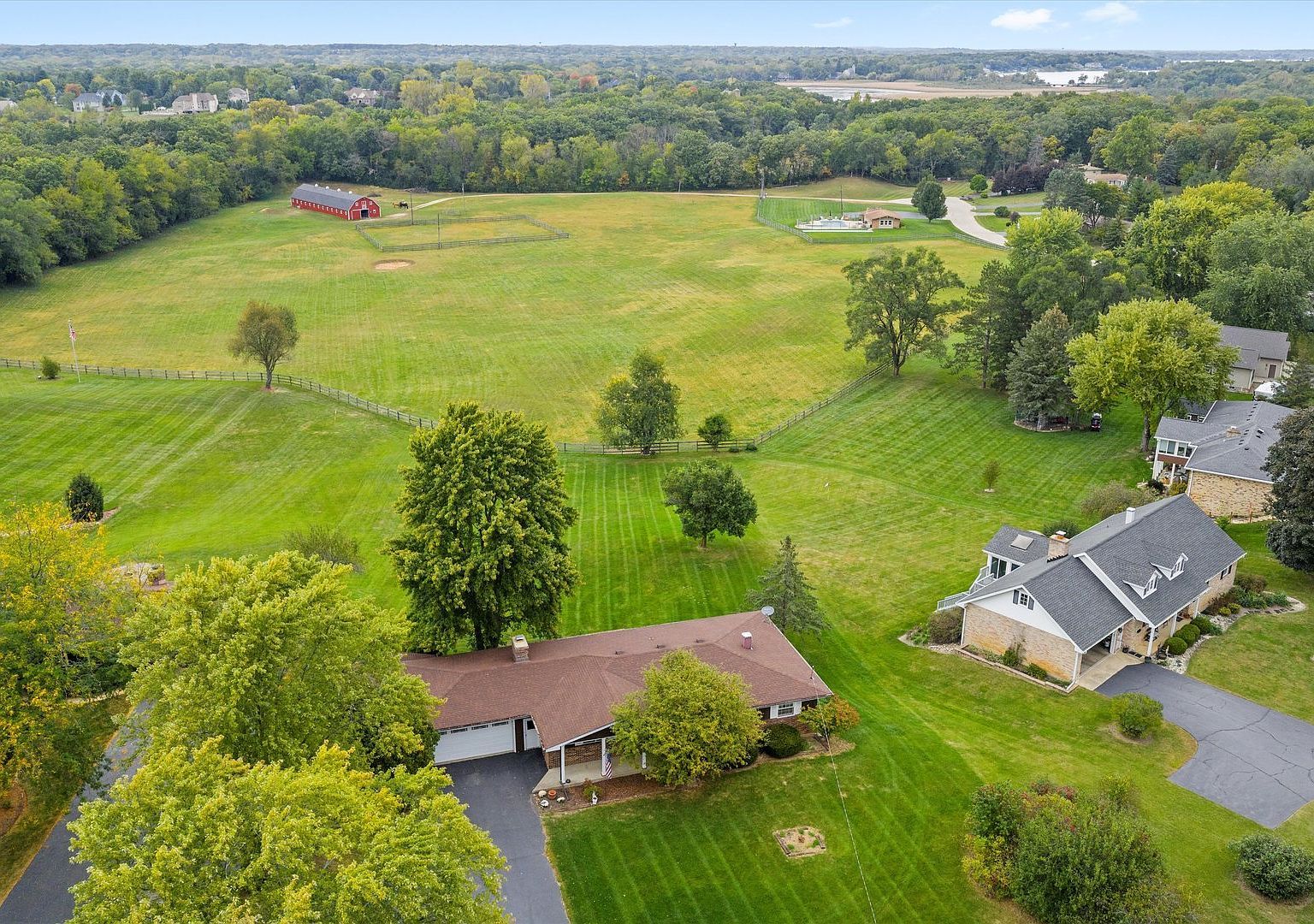 1406 W Lincoln Rd McHenry, IL 60051 - Thumbnail 4