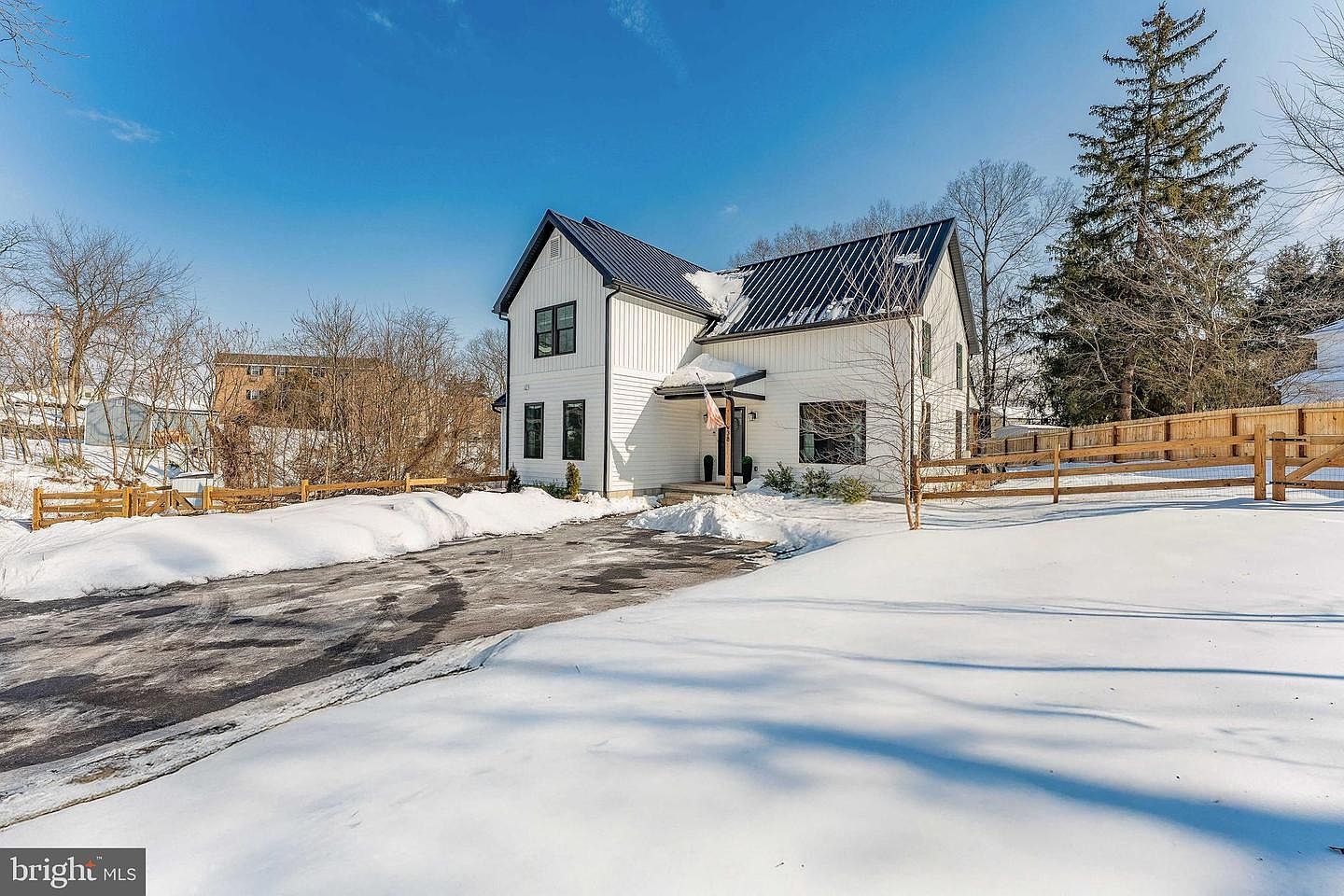 38 E 5th Ave Collegeville, PA 19426 - Thumbnail 4