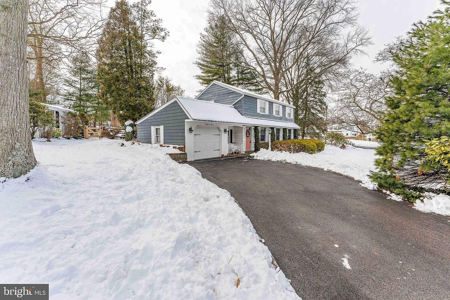 2212 Lantern Ln Lafayette Hill, PA 19444 - Thumbnail 4