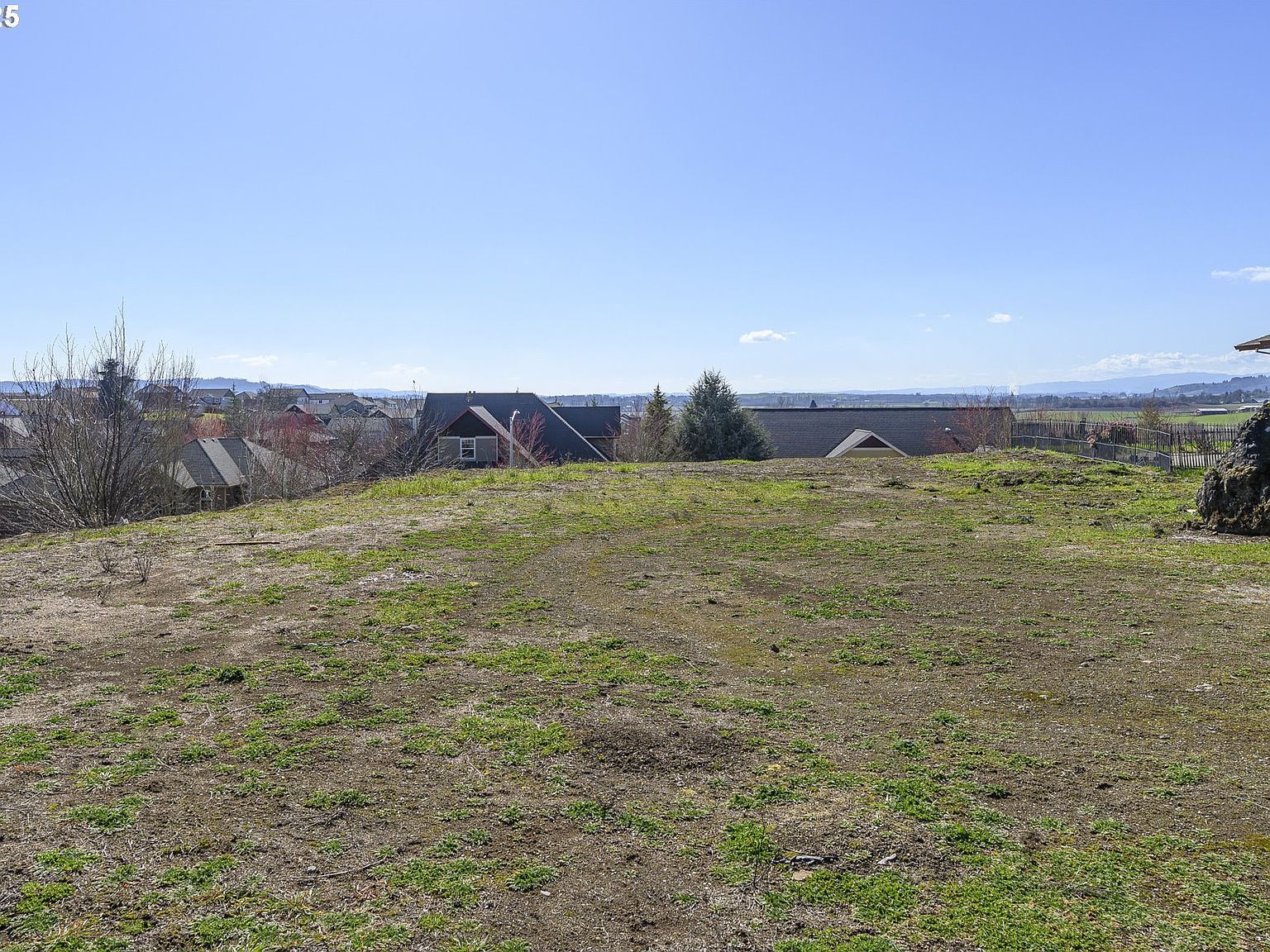 2683 NW Mount Hood Dr McMinnville, OR 97128 - Thumbnail 4