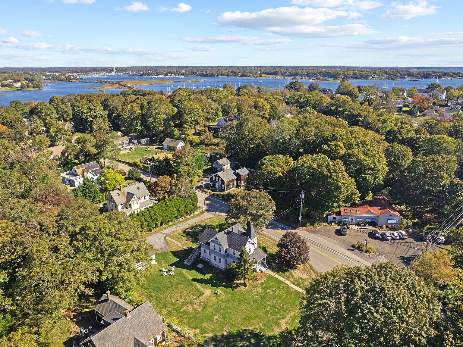 16 Prospect Hill Rd Groton, CT 06340 - Thumbnail 4