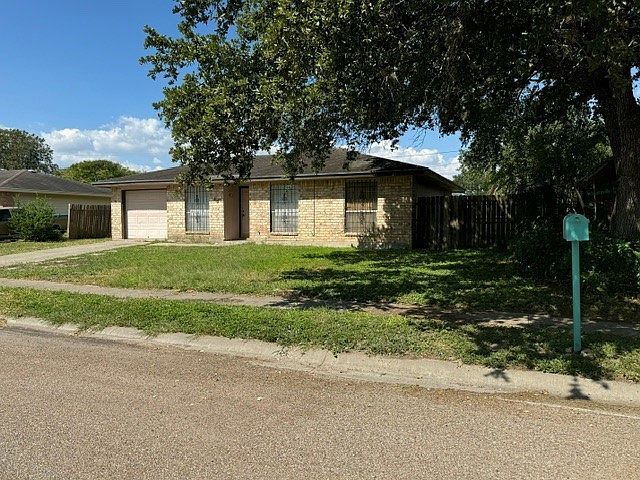 115 Cactus St Robstown, TX 78380 - Thumbnail 4