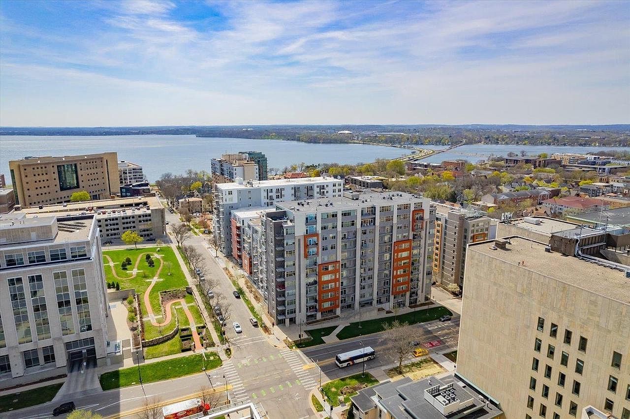 309 W Washington Ave UNIT 501 Madison, WI 53703 - Thumbnail 4