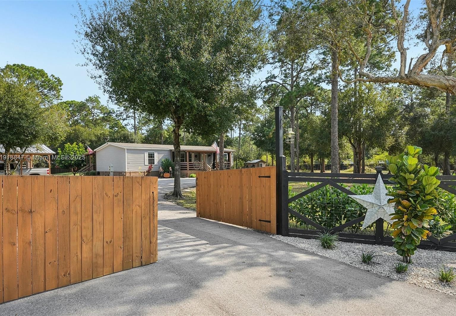 5255 Pioneer 17th St Clewiston, FL 33440 - Thumbnail 4