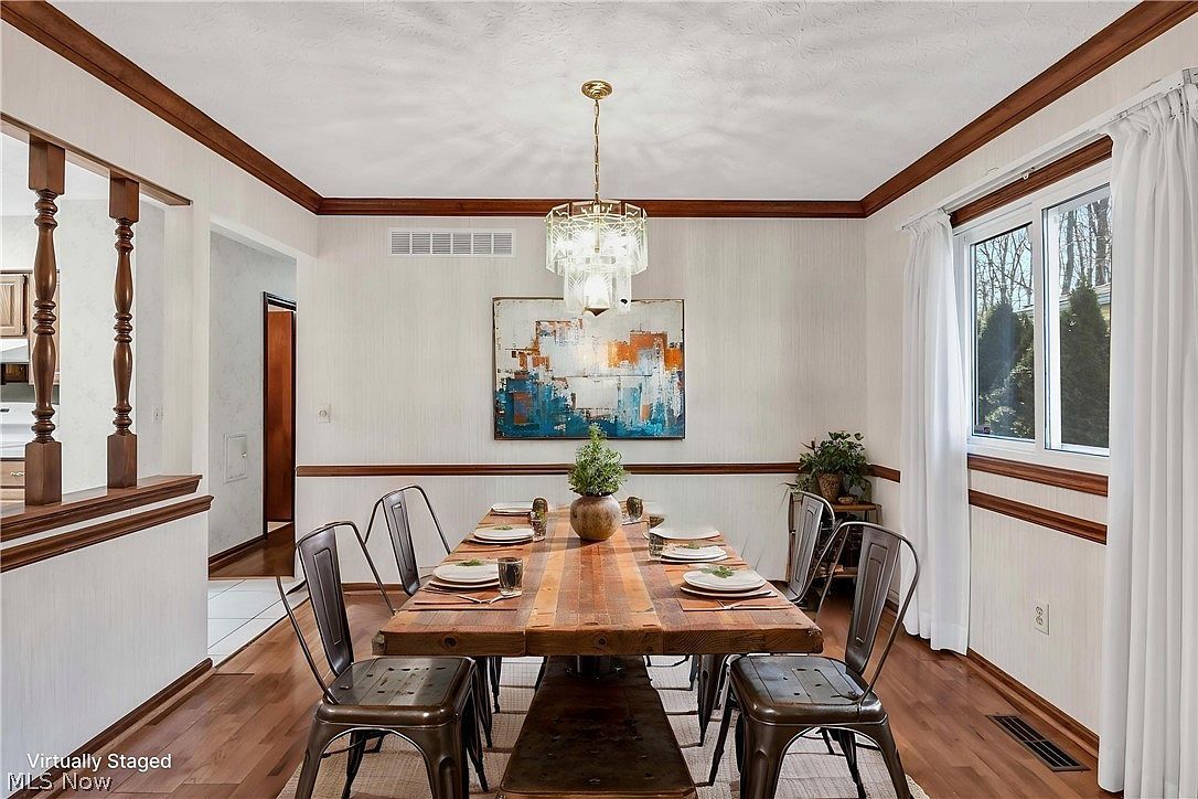 25051 Tara Lynn Dr North Olmsted, OH 44070 - Thumbnail 4