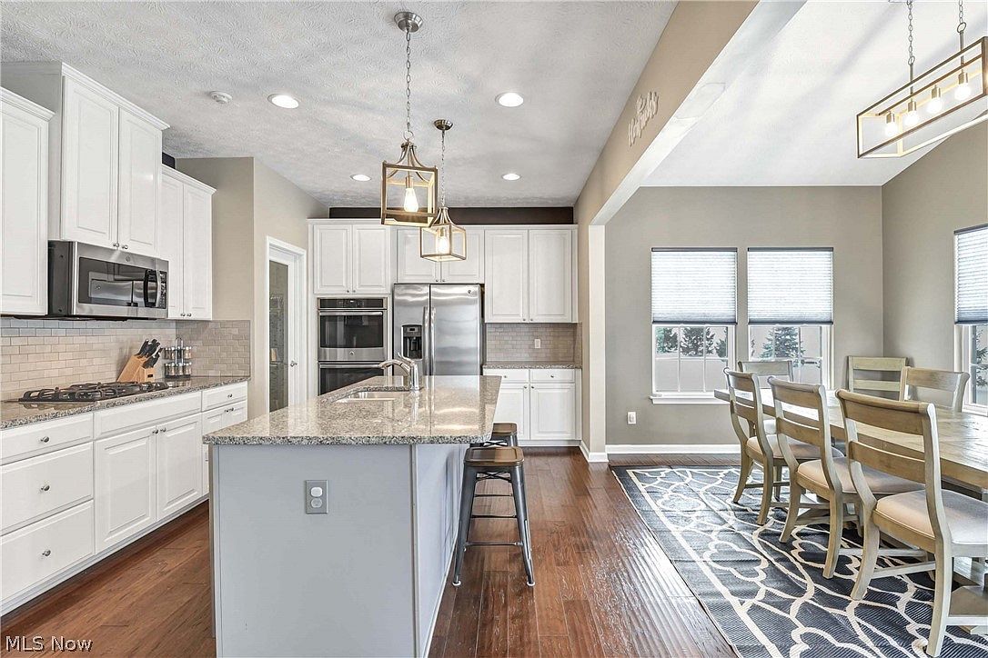 6530 Wisteria Ln Medina, OH 44256 - Thumbnail 4