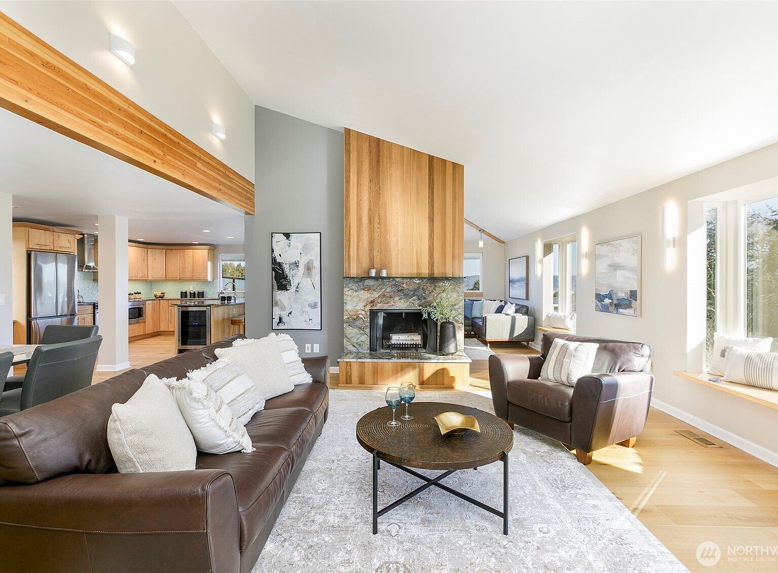 6001 60th Ave NE Seattle, WA 98115 - Thumbnail 4