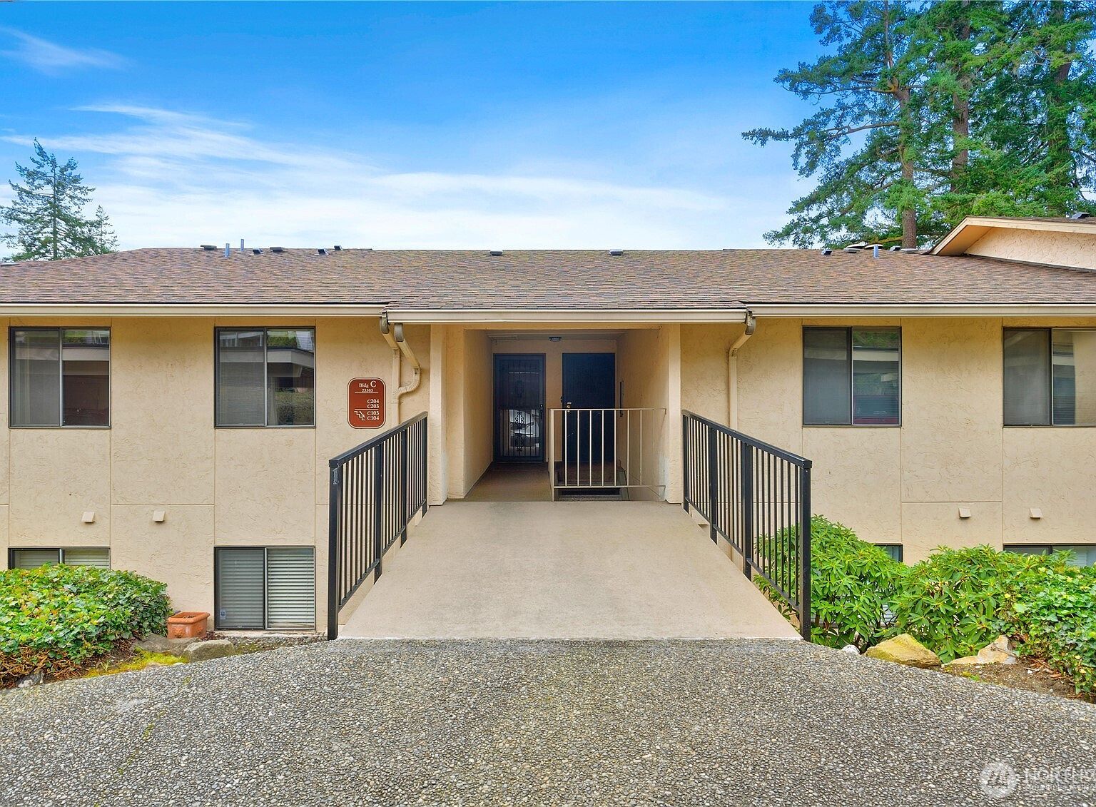 23305 Lakeview Dr Unit C204 Mountlake Terrace, WA 98043 - Thumbnail 4