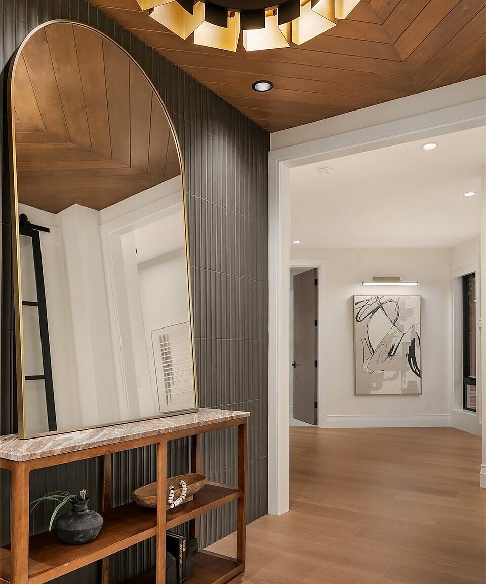 928 18th Ave W Kirkland, WA 98033 - Thumbnail 4