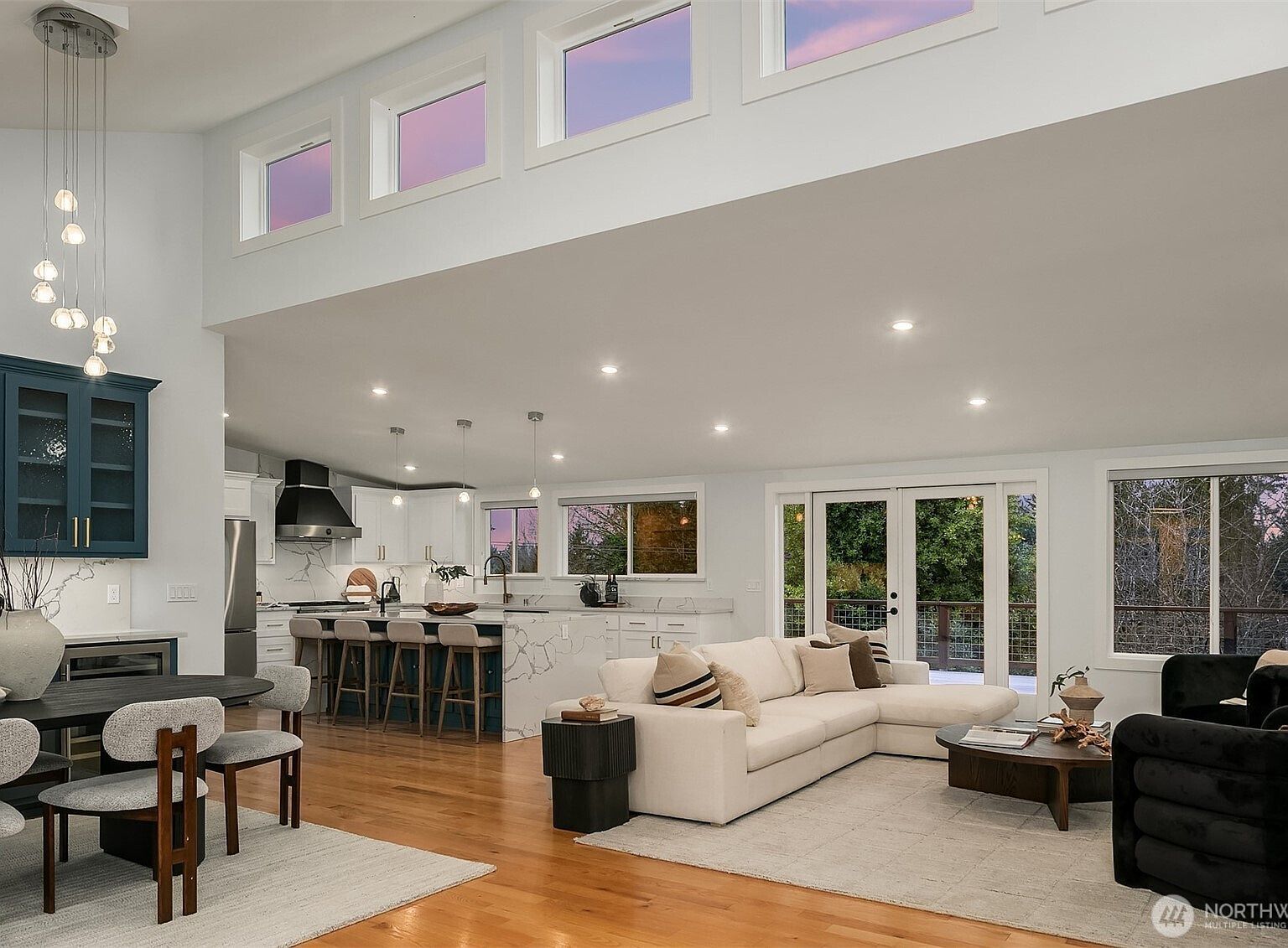 11007 126th Ave NE Kirkland, WA 98033 - Thumbnail 4