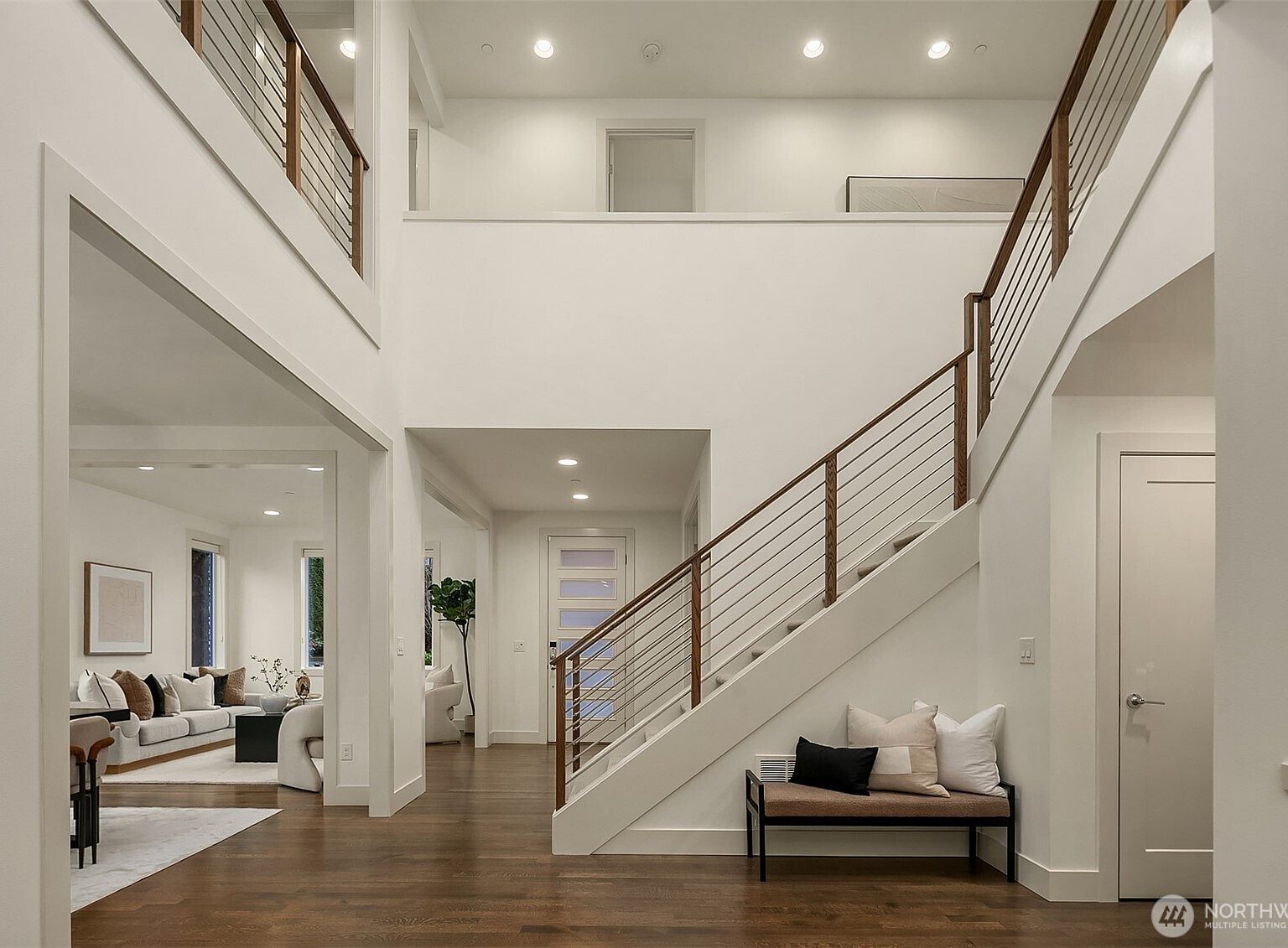 1525 4th St Kirkland, WA 98033 - Thumbnail 4