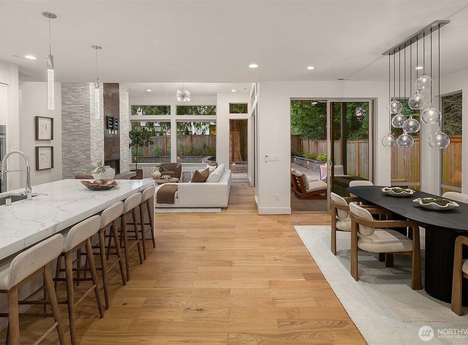 8206 128th Ave NE Kirkland, WA 98033 - Thumbnail 4