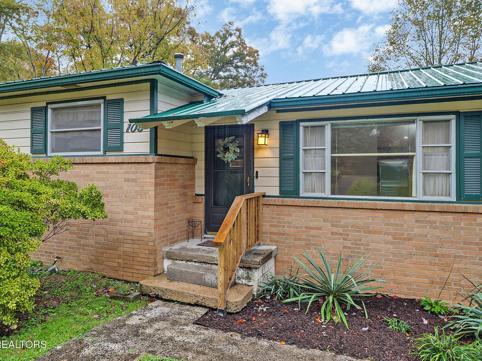 109 Wakefield Rd Oak Ridge, TN 37830 - Thumbnail 4