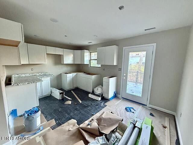 501 Hillcrest St Clinton, TN 37716 - Thumbnail 4