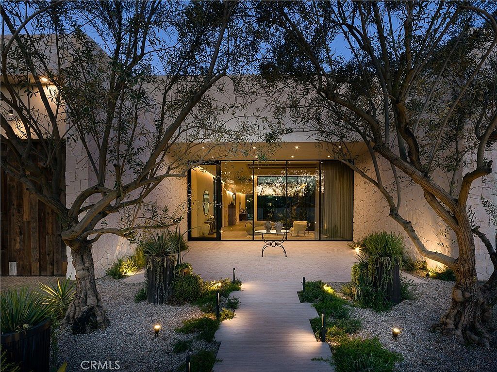 5824 Manton Ave Woodland Hills, CA 91367 - Thumbnail 4