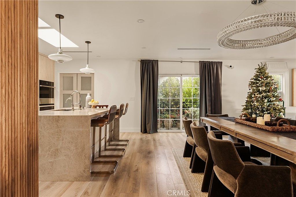 21231 San Miguel St Woodland Hills, CA 91364 - Thumbnail 4