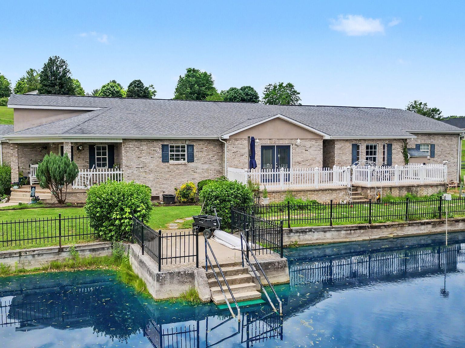 1435 Holly Creek Rd Greeneville, TN 37745 - Thumbnail 4