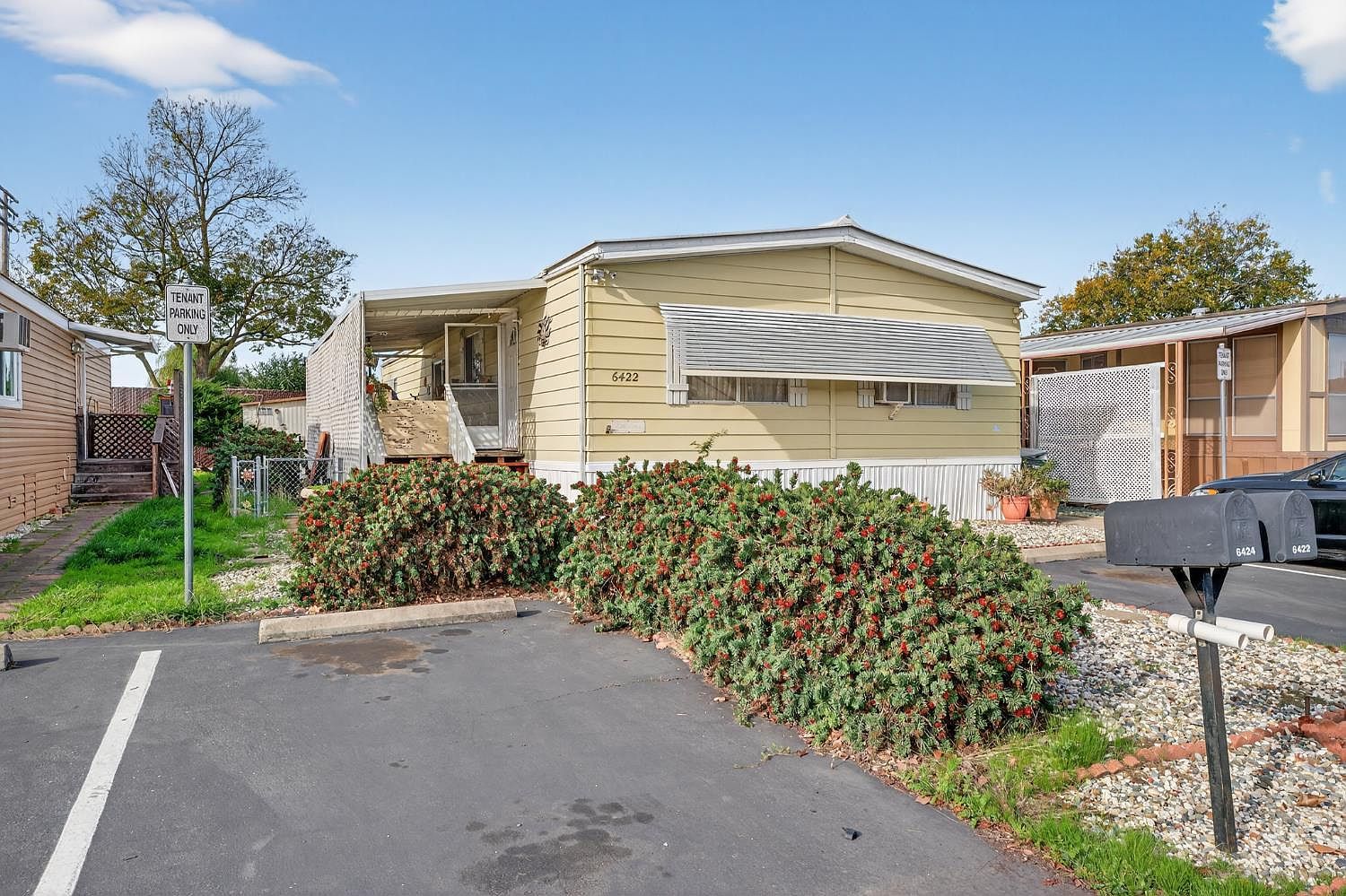 6422 Capital Dr #24 Sacramento, CA 95828 - Thumbnail 4