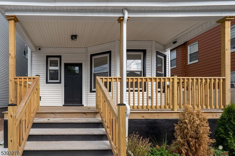 32 Palm St Newark, NJ 07106 - Thumbnail 4