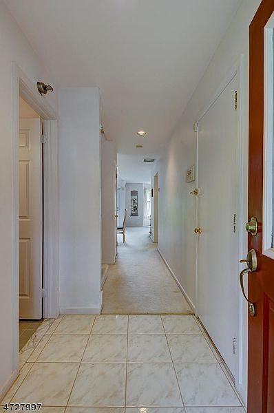 152 Bonney Ct Bridgewater, NJ 08807 - Thumbnail 4