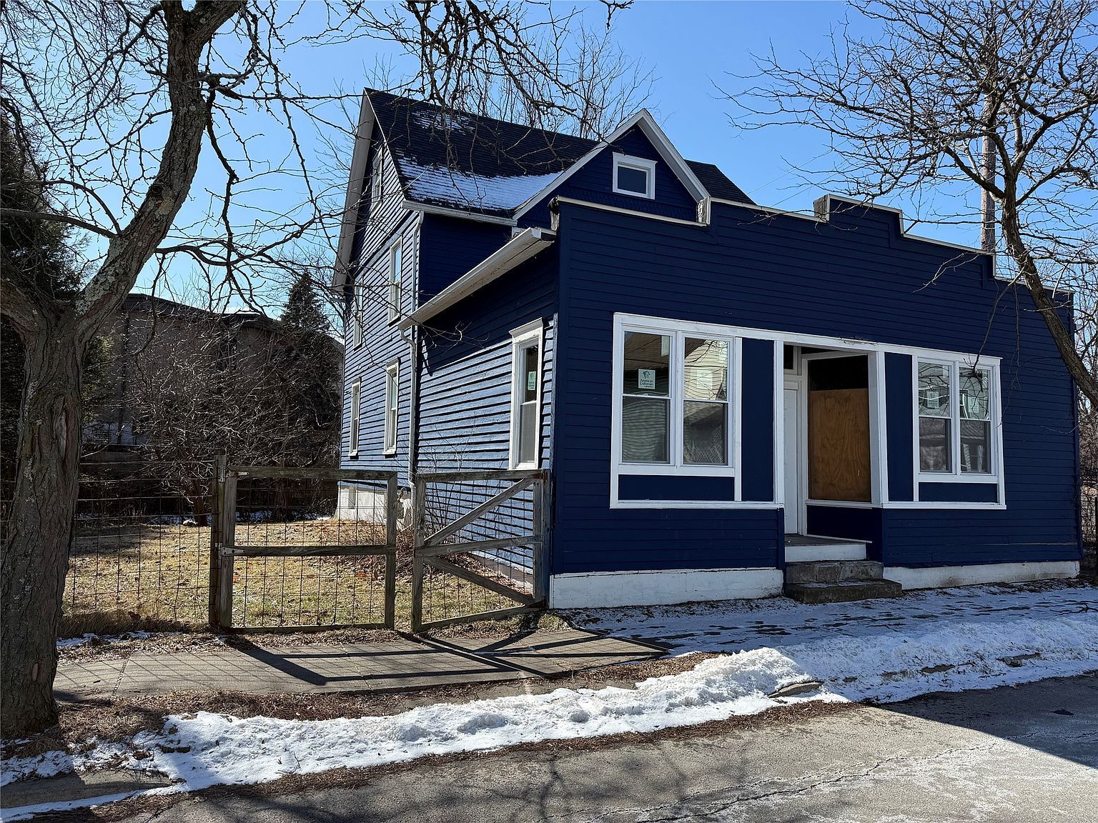 16 Hazel St Binghamton, NY 13905 - Thumbnail 4