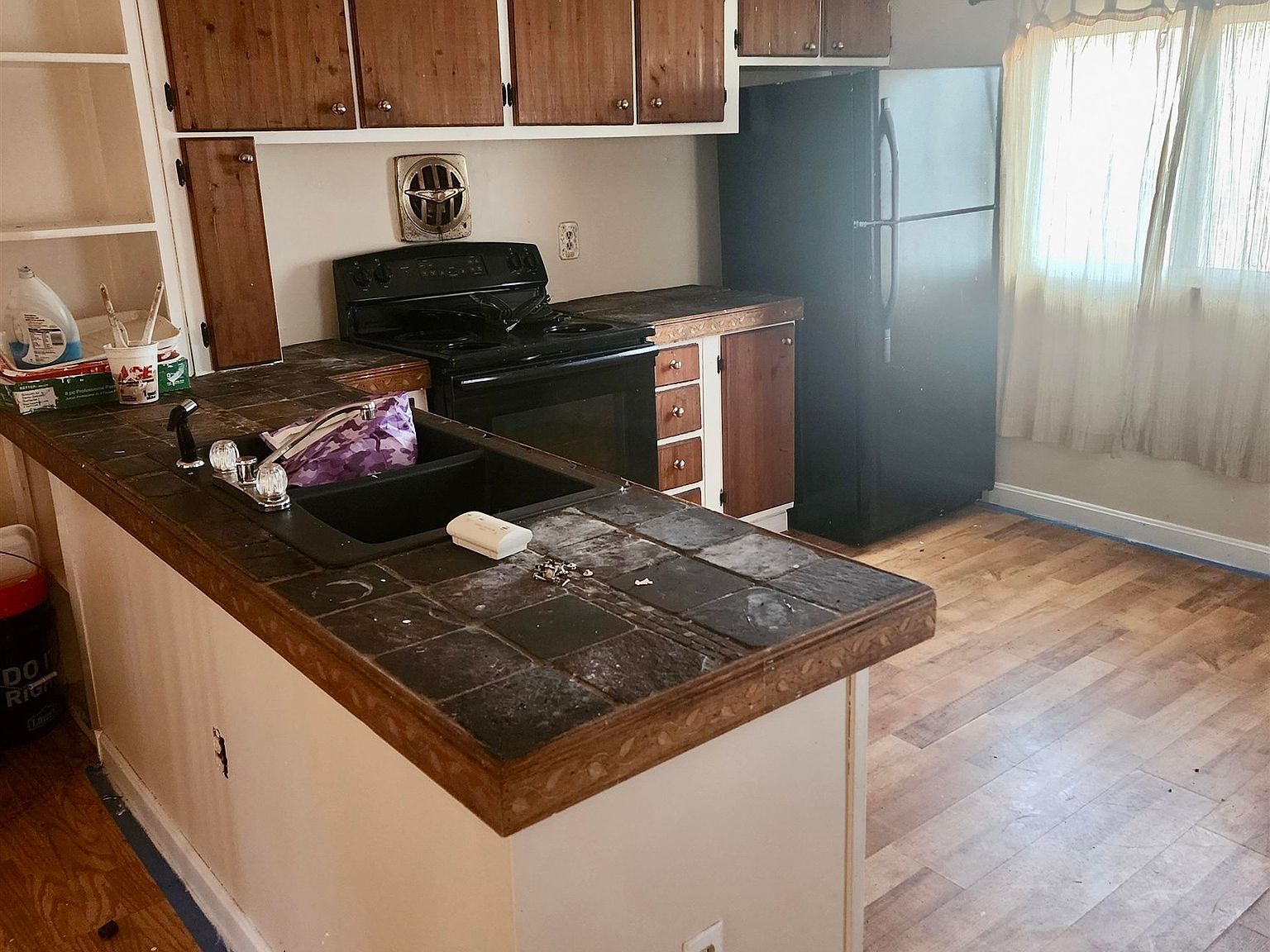 335 Raymond Rd Chester, NH 03036 - Thumbnail 4