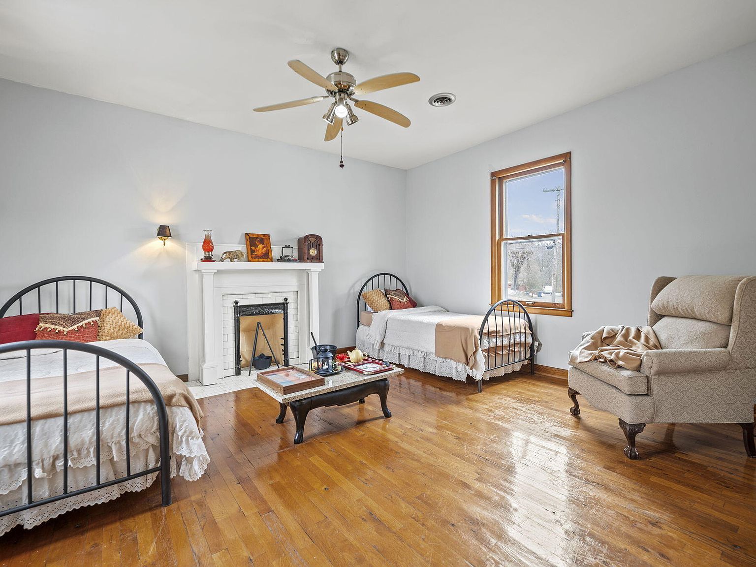 90 Grand Ave Beattyville, KY 41311 - Thumbnail 4