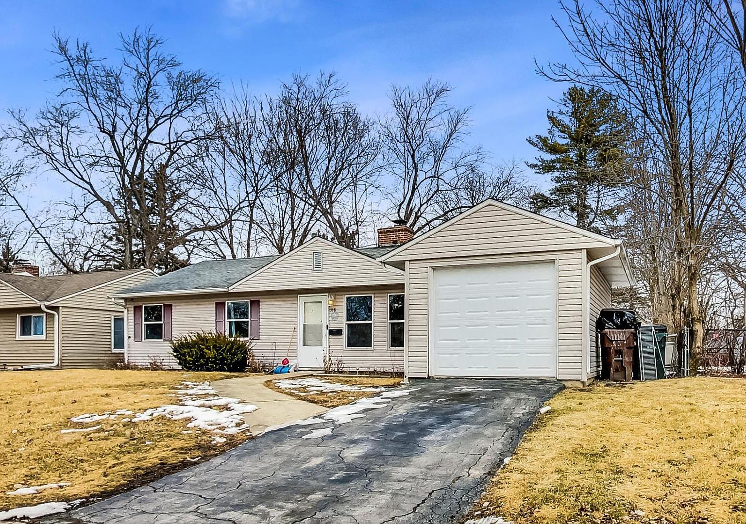 318 Marquette St Park Forest, IL 60466 - Thumbnail 4