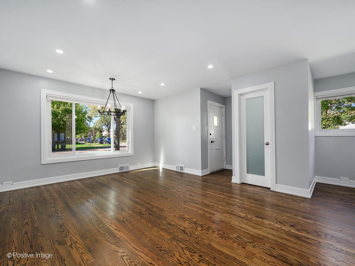 7225 N East Prairie Rd Lincolnwood, IL 60712 - Thumbnail 4