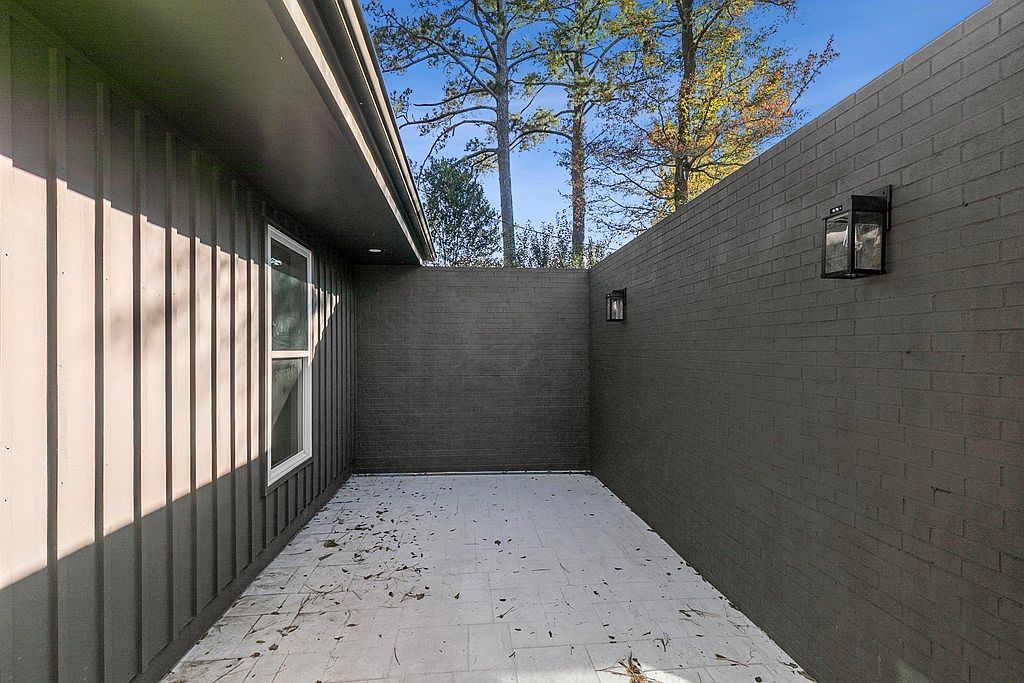 1404 Hiawatha Dr Dothan, AL 36303 - Thumbnail 4