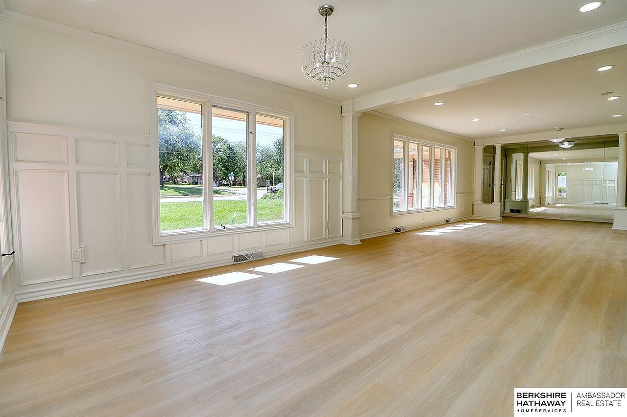 1210 Dorsey St Beatrice, NE 68310 - Thumbnail 4