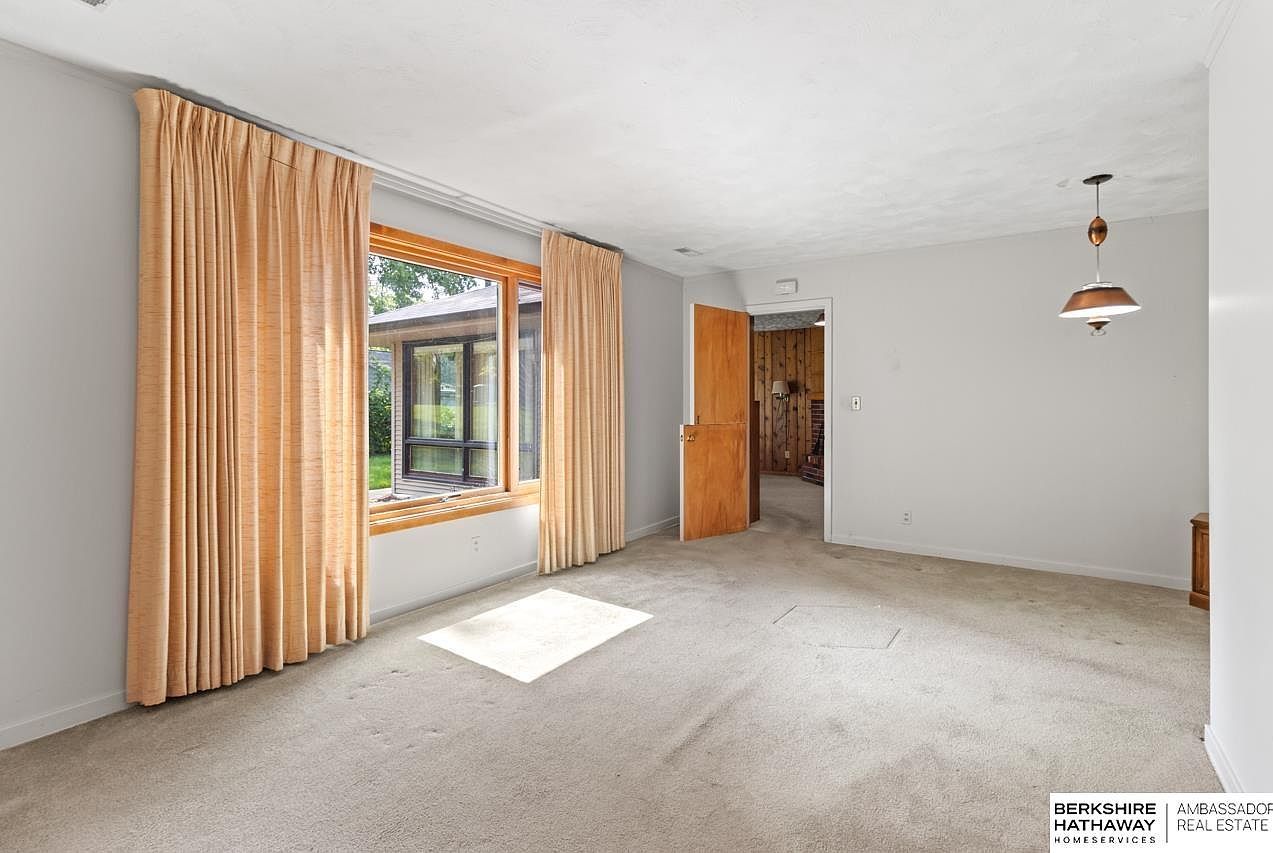 3315 Van Dorn St Lincoln, NE 68506 - Thumbnail 4