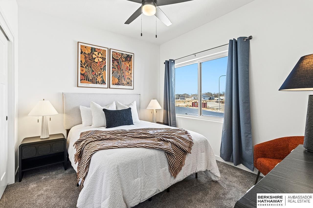 14807 Willow St Bennington, NE 68007 - Thumbnail 4