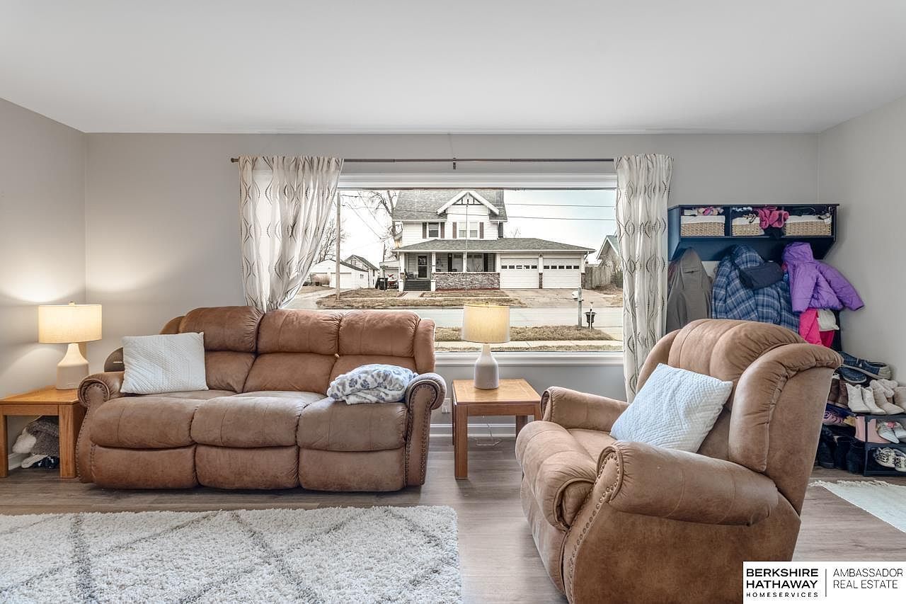 3210 N 205th St Elkhorn, NE 68022 - Thumbnail 4