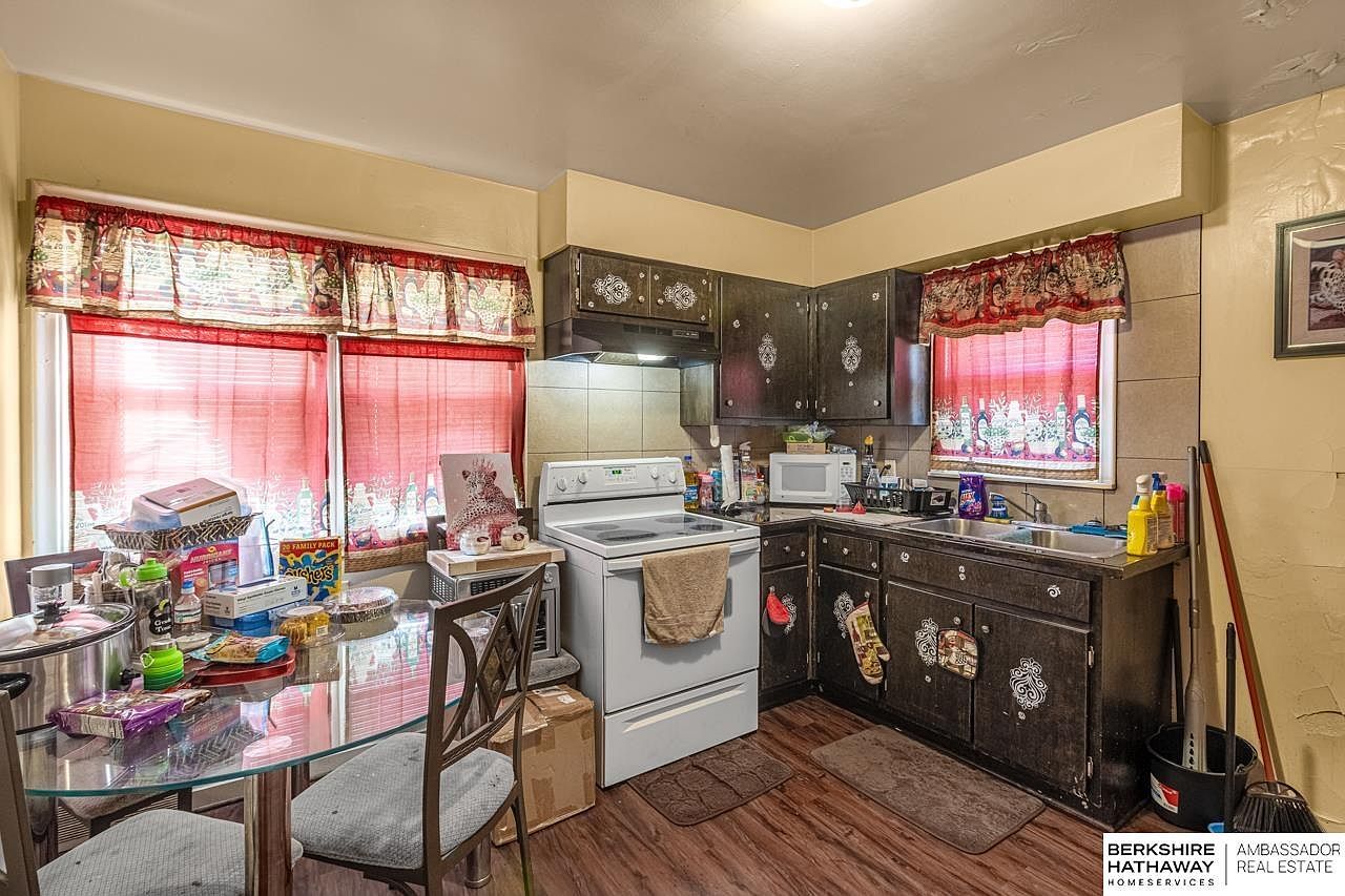 3620 Laurel Ave Omaha, NE 68111 - Thumbnail 4