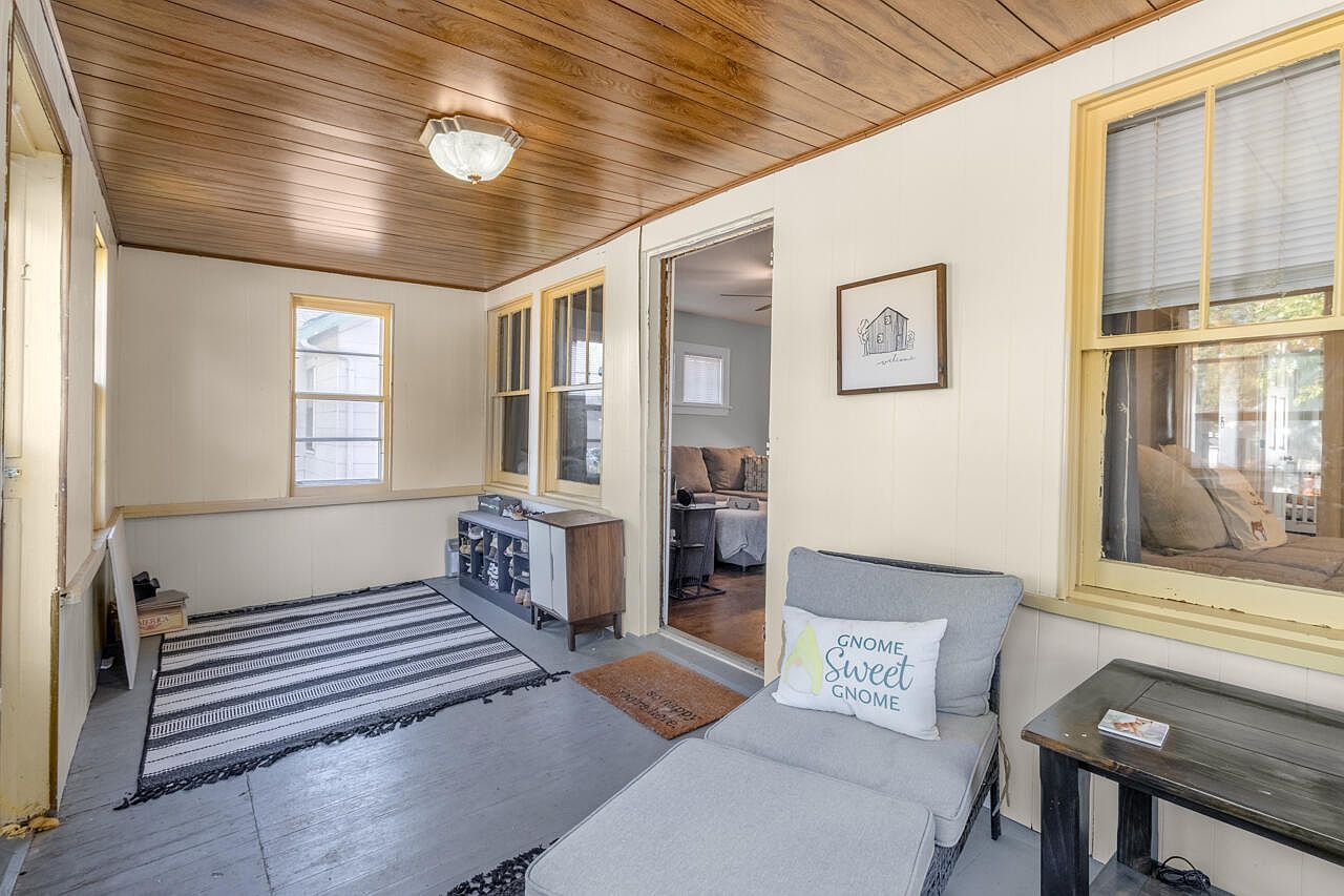 2649 Avenue B Council Bluffs, IA 51501 - Thumbnail 4