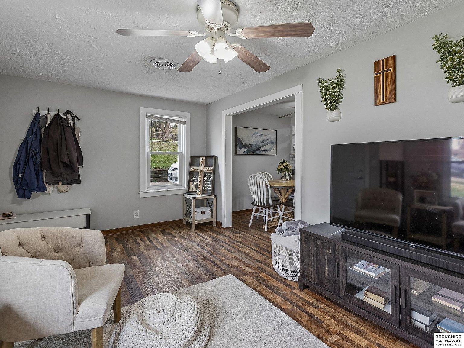 6111 Spaulding St Omaha, NE 68104 - Thumbnail 4