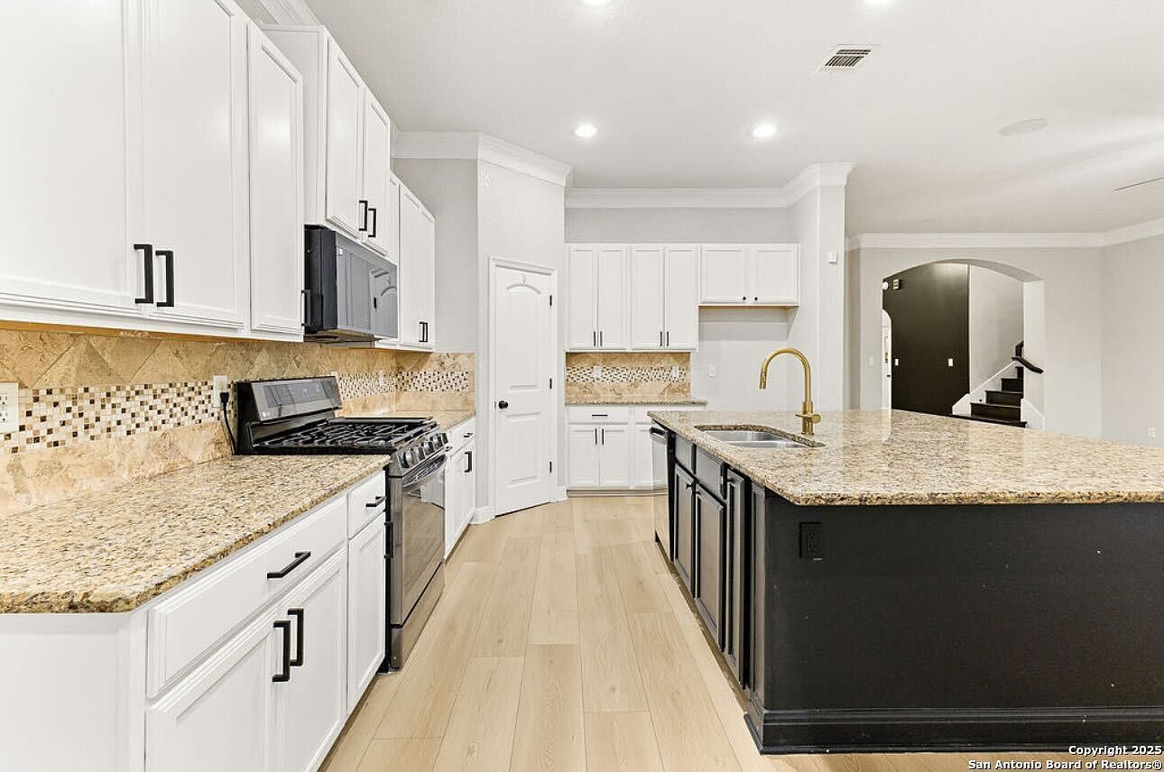 14018 Pikesdale San Antonio, TX 78253 - Thumbnail 4