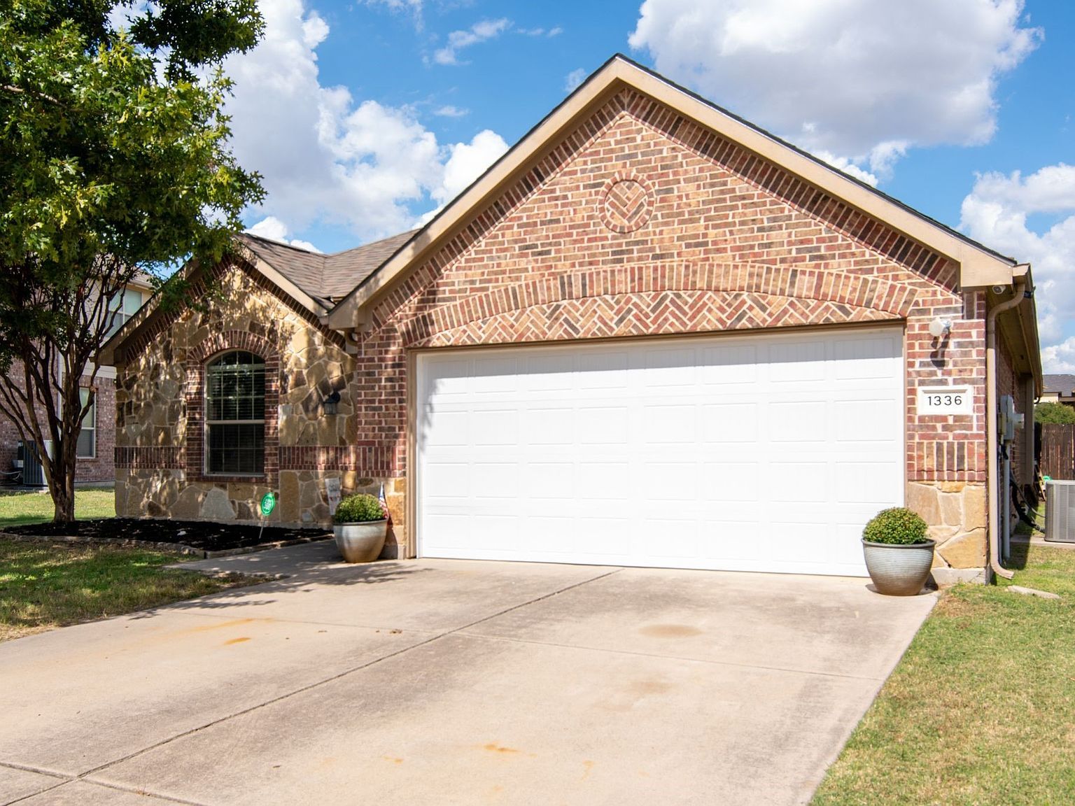 1336 Shelley Dr Burleson, TX 76028 - Thumbnail 4
