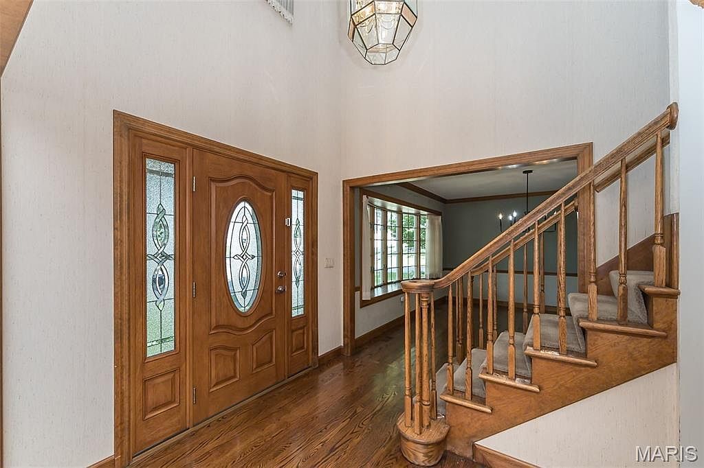 384 Greentrails Dr S Chesterfield, MO 63017 - Thumbnail 4