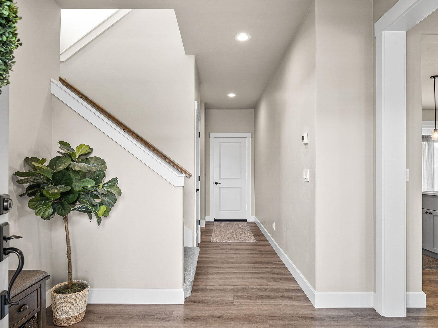 736 NW 27th St Redmond, OR 97756 - Thumbnail 4