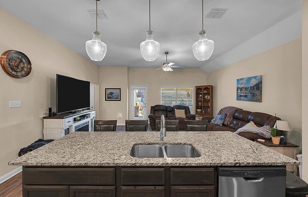 4101 King Ranch Rd Waco, TX 76705 - Thumbnail 4