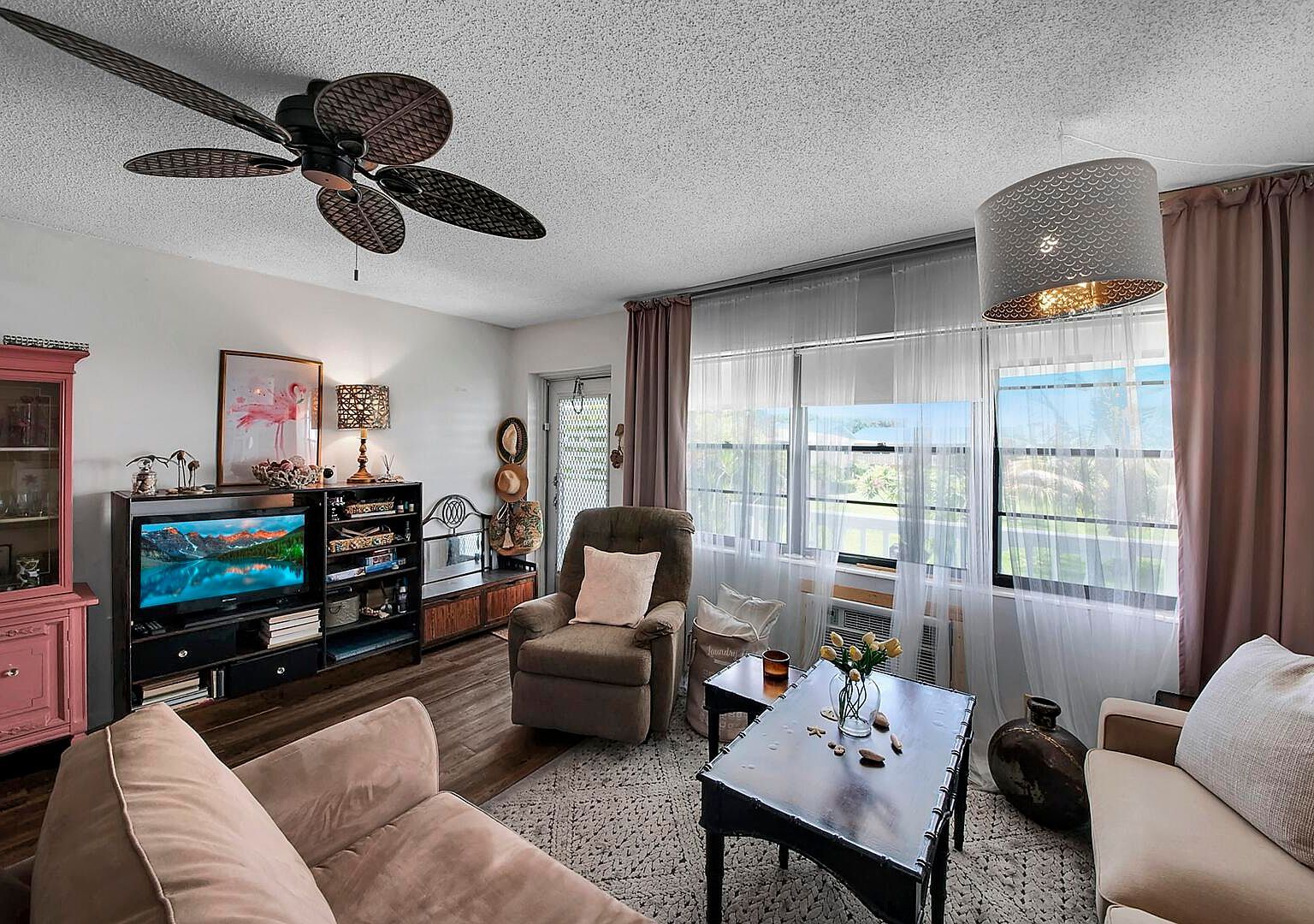 312 Sheffield St #M Wellington, FL 33414 - Thumbnail 4