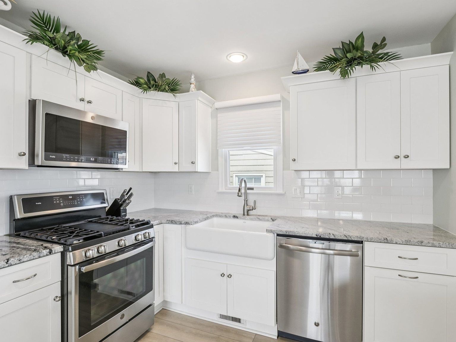 41 77th St #East Sea Isle City, NJ 08243 - Thumbnail 4