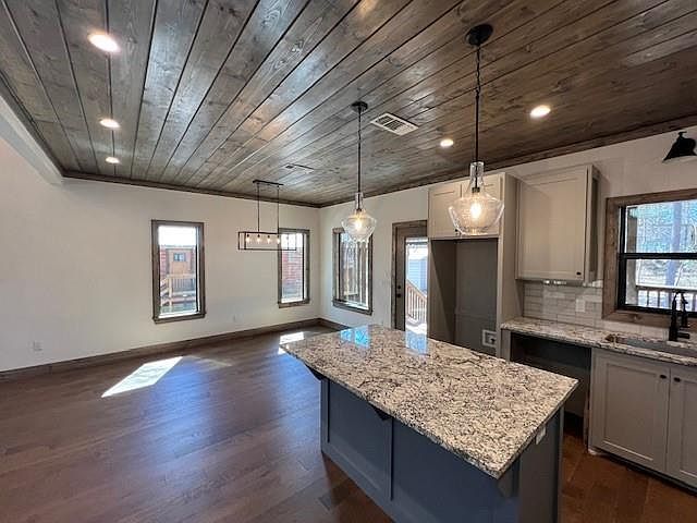 24 Lionfish Rd Broken Bow, OK 74728 - Thumbnail 4