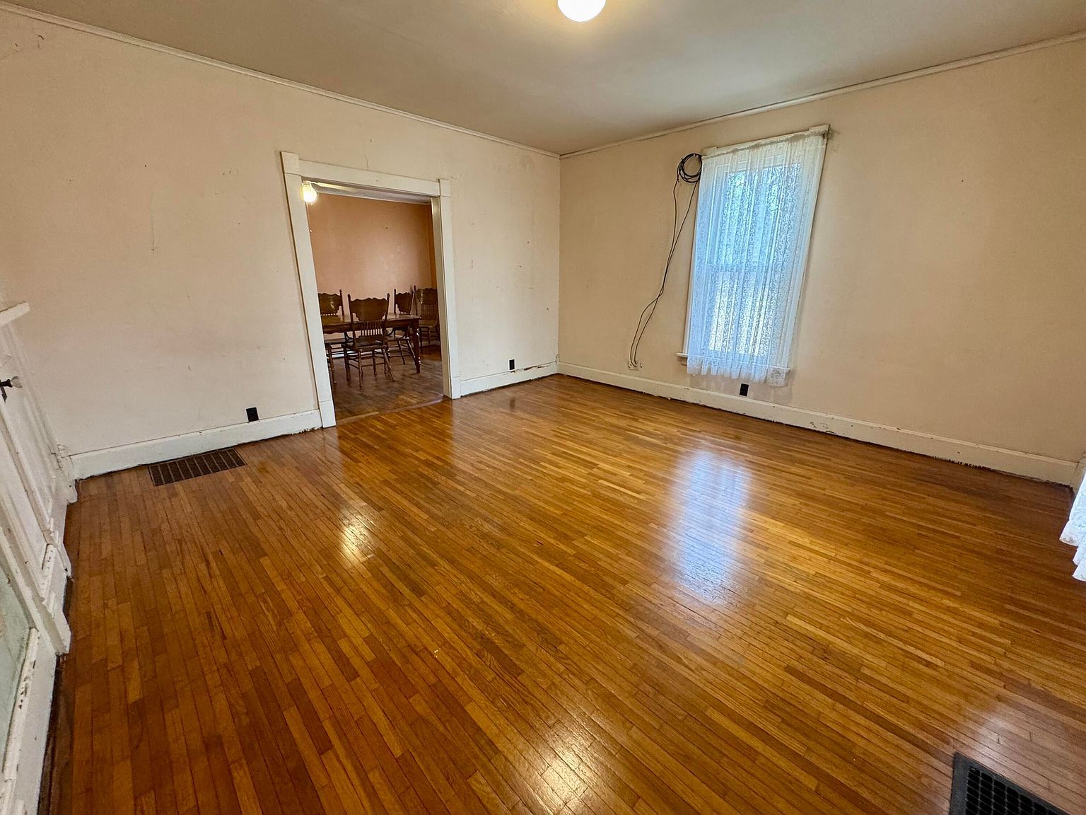 607 W Elm St Fayette, MO 65248 - Thumbnail 4