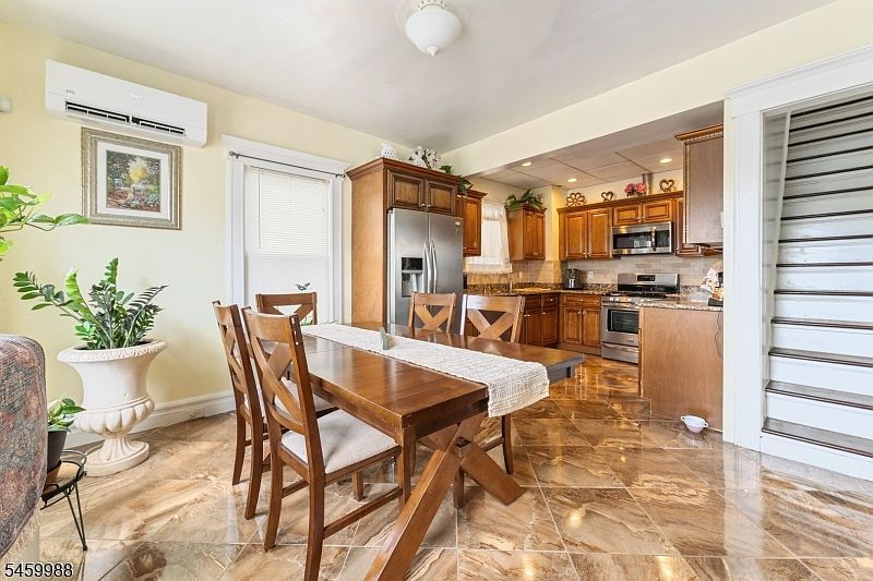 173-175 Lily St Paterson, NJ 07522 - Thumbnail 4