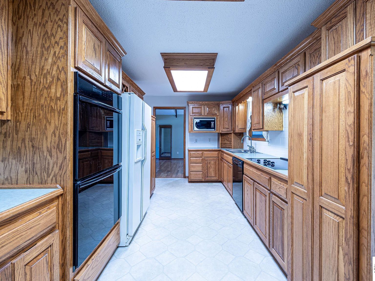 107 S Vansant Rd Clinton, MO 64735 - Thumbnail 4