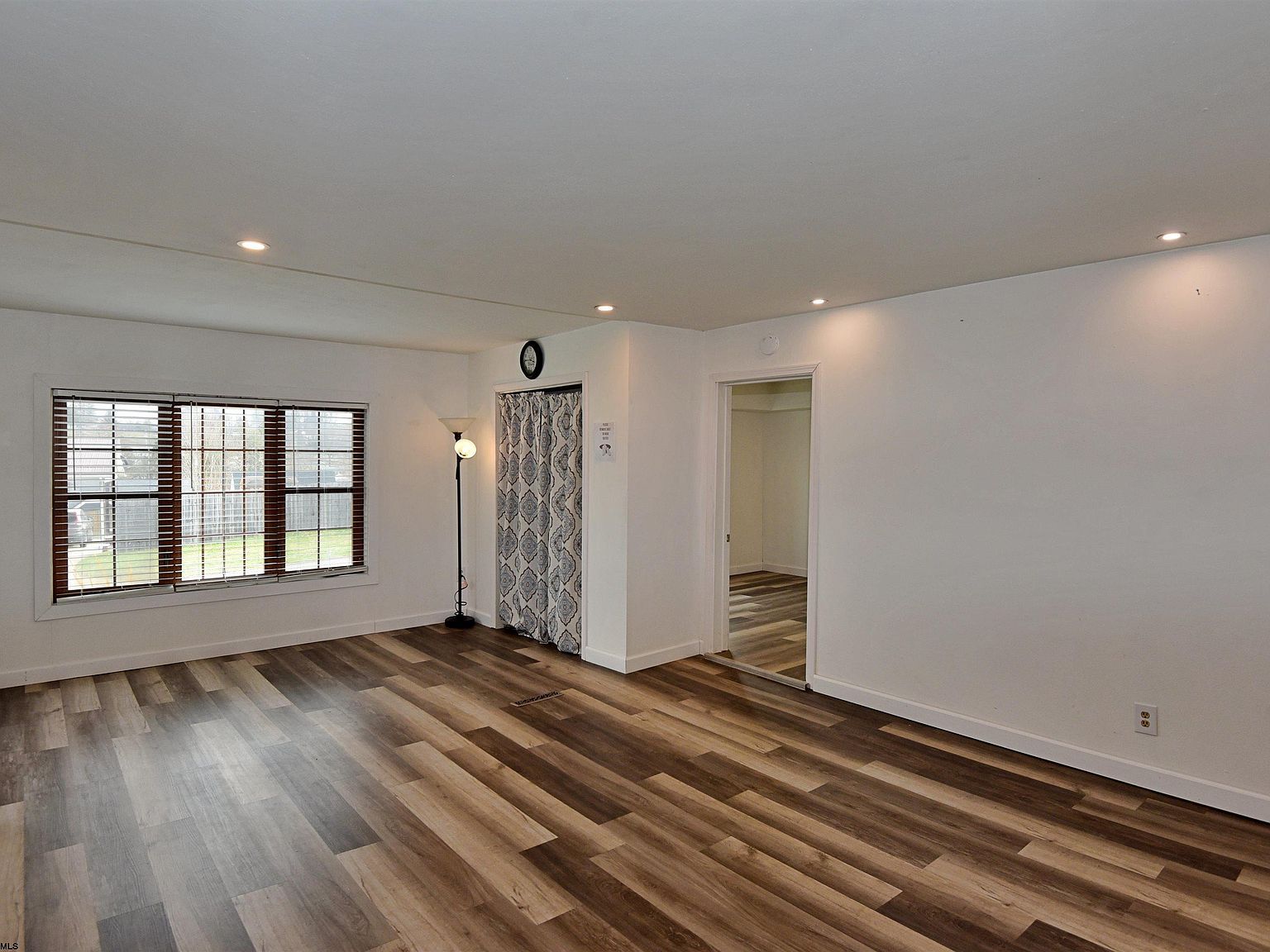 443 Lawman Ave Bridgeport, WV 26330 - Thumbnail 4